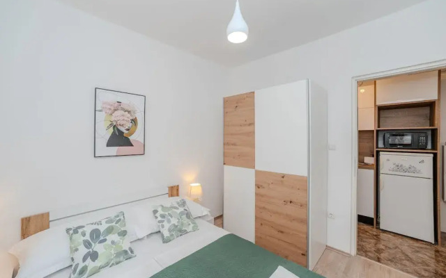 Apartments Plantosar