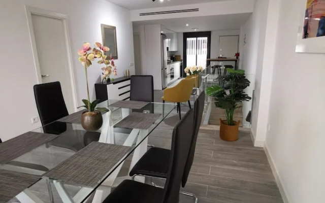 La Petite For t Seaview Flat in Marbella