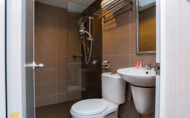 Hotel 101 Ulu Tiram