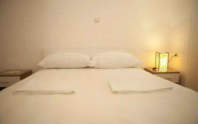 Kata - 100m From sea - A2