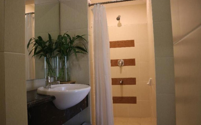 Tanjung Plaza Hotel