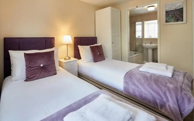White Horse Farm Hotel