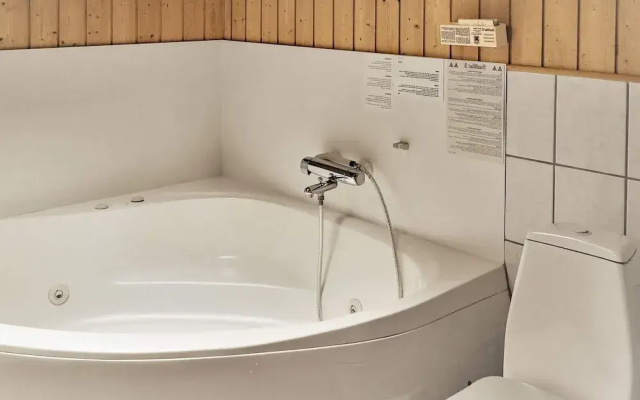 8 Person Holiday Home in Vaeggerlose-by Traum