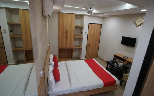 Hotel Gokul