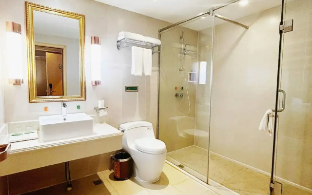 Vienna 3 Best Hotel (Xian Daminggong Fengcheng 8th Road)
