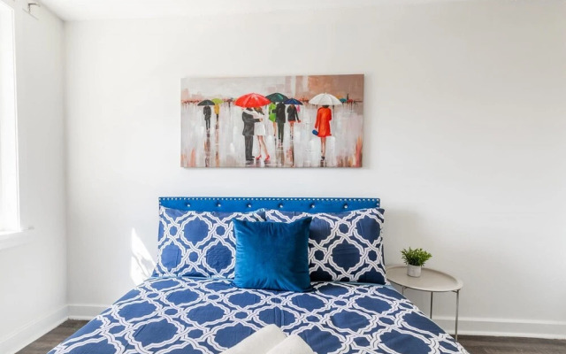 2BR Apt w Netflix - Close to Parks Shopping