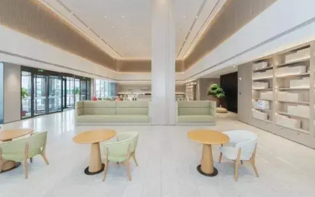 JI Hotel (Xinyangdong Railway Station)