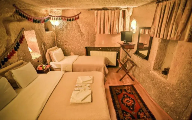Sos Cave Hotel