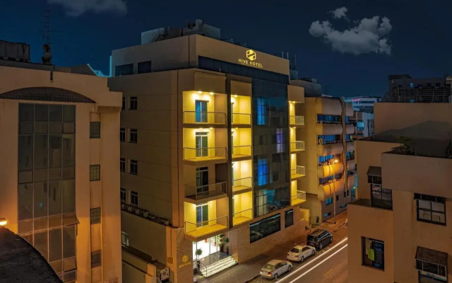 Raha Grand Hotel