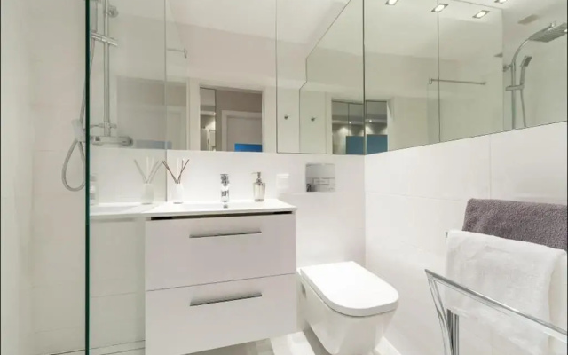 Chmielna Warsaw Cental Station P&O Serviced Apartments