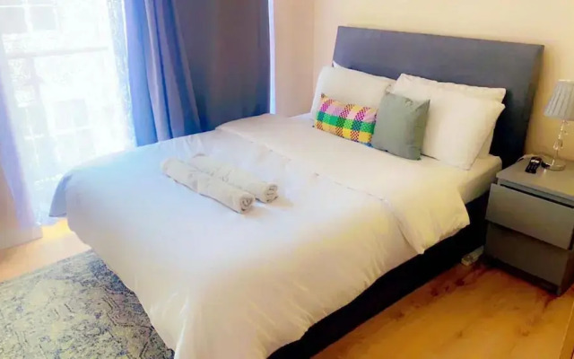 Remarkable 2-bed Apartment in London