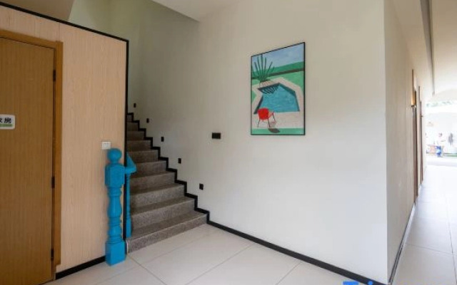 Qianxun Homestay (Riyue Bay)