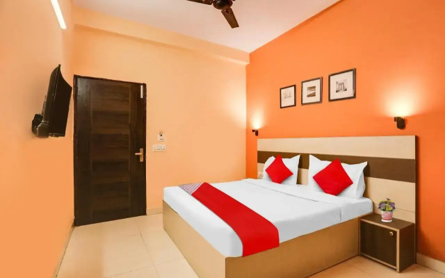 OYO Flagship 80701 Gour Stay Inn