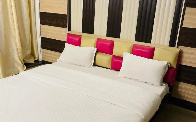 Hotel R S Residency