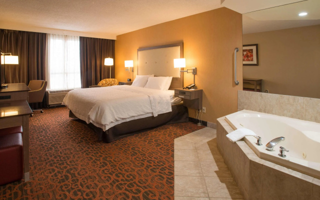 Hampton Inn by Hilton Toronto-Mississauga West