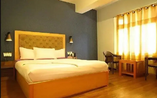 Jain Group Lachung Eyes