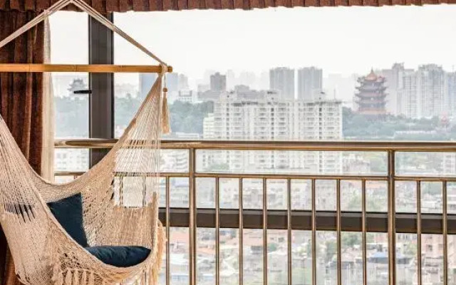 Designer's Apartment (Wuhan Tanhualin)