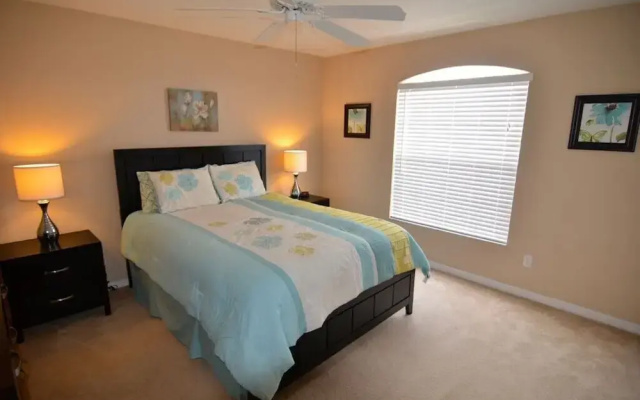 4-Bedroom Villa in Davenport 207BON