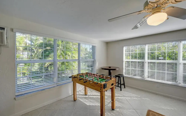 Bokeelia Retreat - Fishing Docks & Canals Nearby!