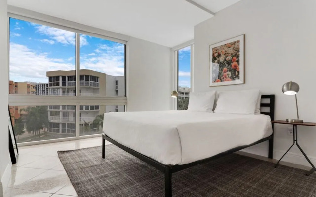 Roami at Sunny Isles