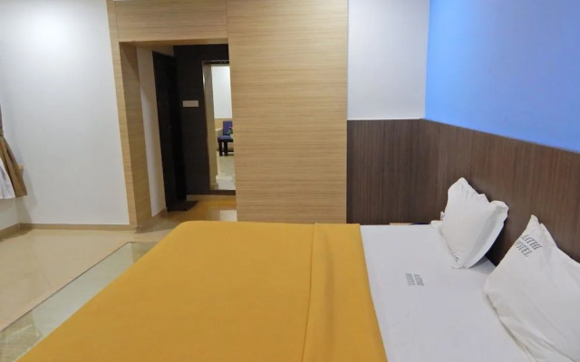 Hotel Aadhi