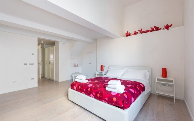 Отель Amazing Penthouse in Historic Center комната для гостей