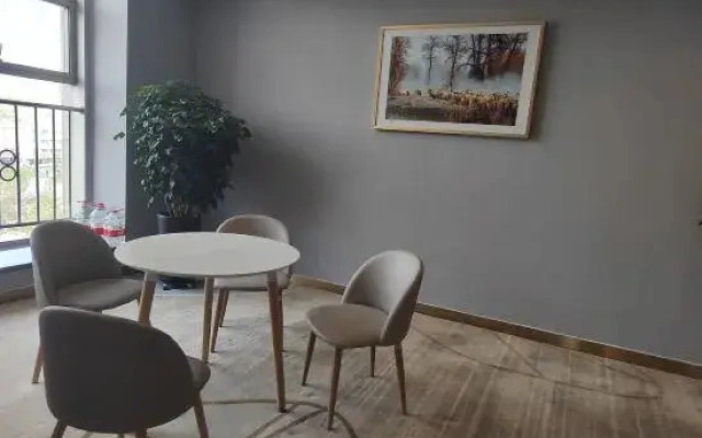 Shuda Hotel (Altay Road Airport, Urumqi)