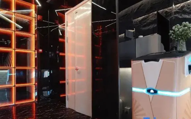 i Electronic Sports Hotel (Zhengzhou Railway Station West Square)