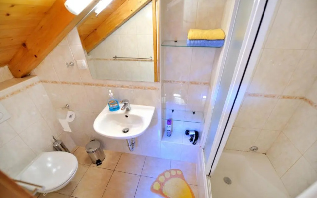 Charming Center Apartment