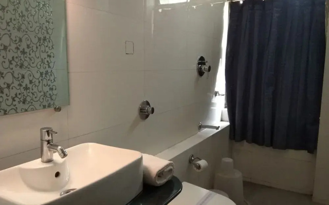 JK Rooms 127 Hotel Parashar Check In