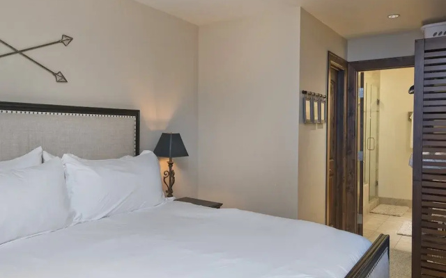 Ascent Condo 111