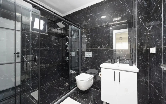 Villa Grand Yasar 1 With 4 Bedrooms and 4 Bathrooms
