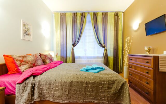 Апартаменты Lakshmi Apartment Krasnye Vorota комната для гостей
