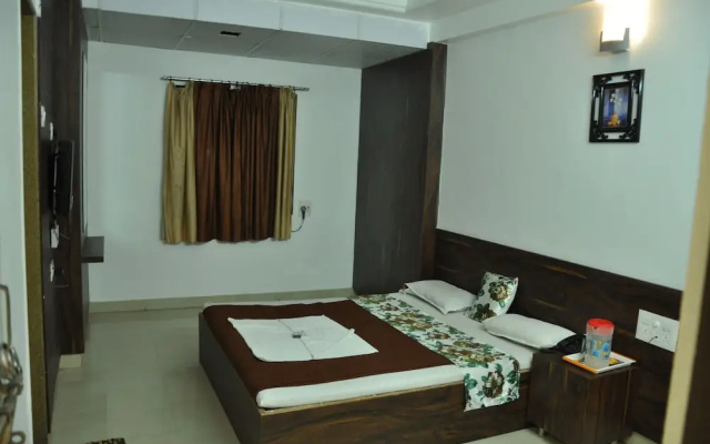 Sai Gangotri Hotel