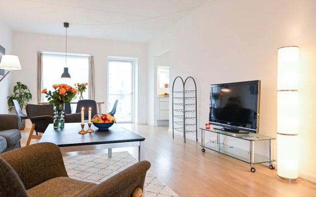 Spacious Modern 3-bedroom Apartment Near Metro Station in Copenhagen Ørestad