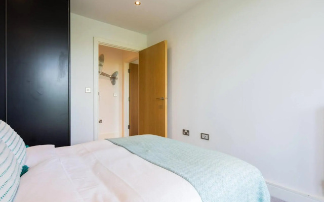Greenwich Riverside 2 bed apartment Sleeps 6