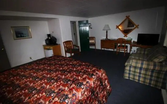 Topaz Lodge