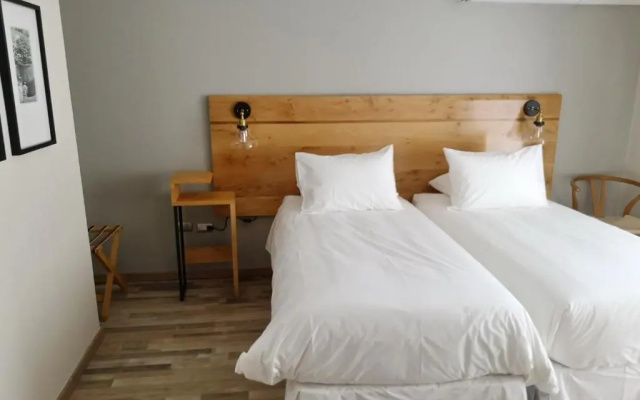 Hotel Cinco Tierras