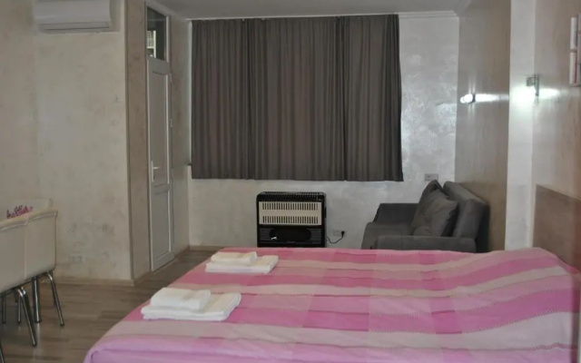 Kobaladze 8A 245