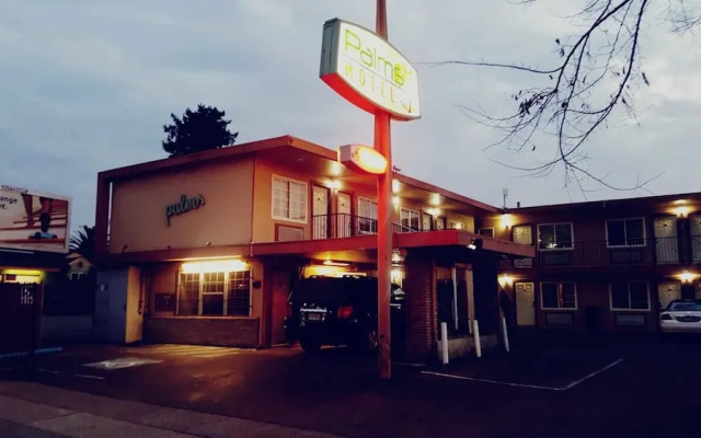 Palms Motel