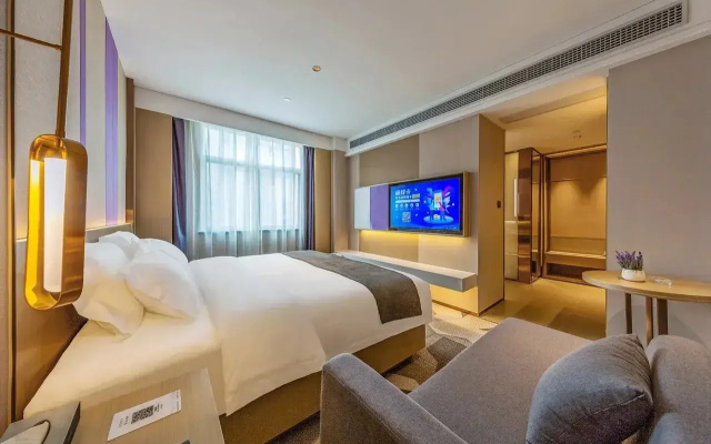 Lavande Hotel(Xiamen Airport Wuyuanwan Metro Station)