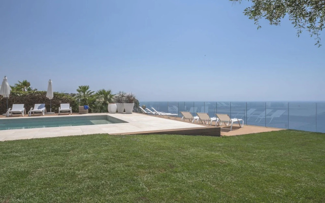 Villa Luna