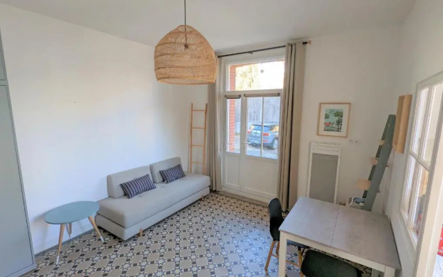 Studio rénové au c ur de Dinard proche mer