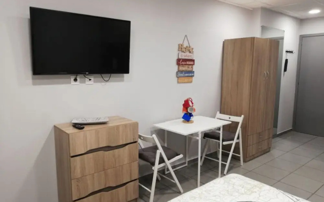 Cozy Studio Near Acropolis