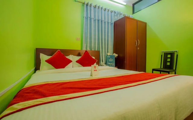 Oyo 146 Somewhere Hotel & Restaurant