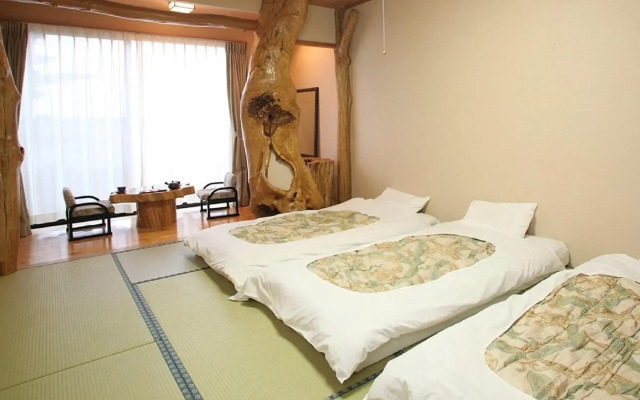 Unzen Mikado Hotel Honkan