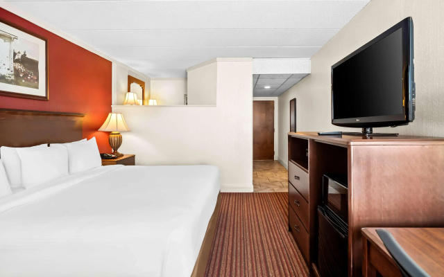 Best Western Merry Manor Inn