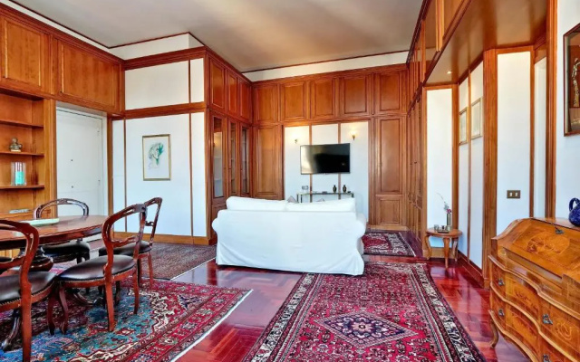 Pantheon Family Romantic Suite