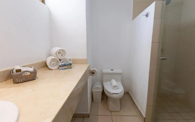 Costa Alegre Hotel & Suites