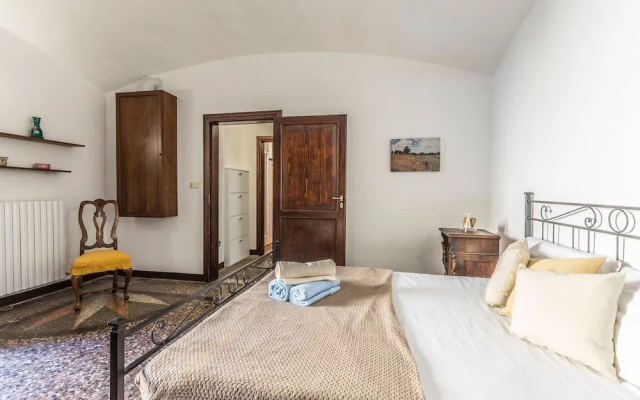 San Mamolo Retreats